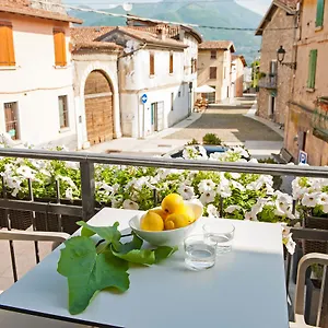 La Bellavita Del Garda Luxury Apartment