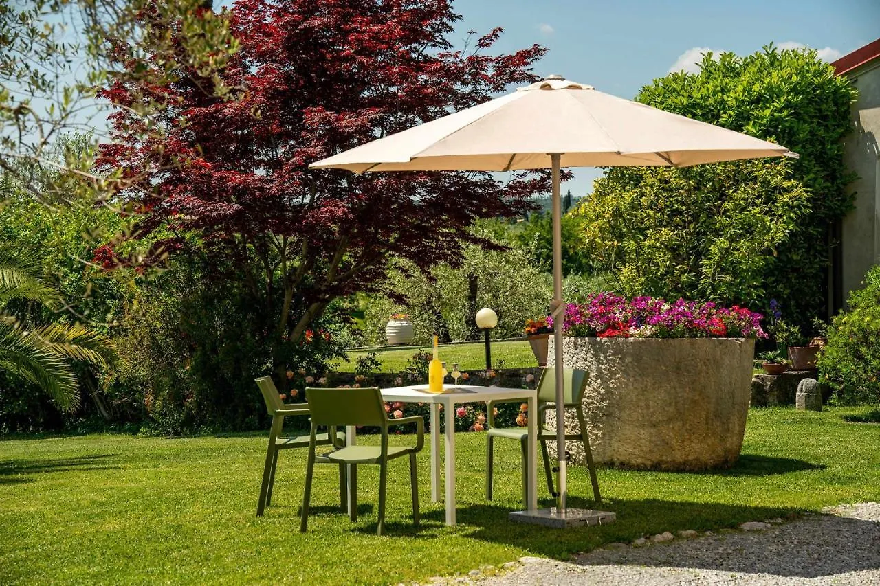 Palazzo Trevignane Appartamento La Saletta Verde San Felice del Benaco 0*,  Italy